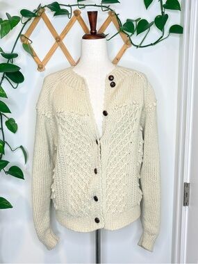 VINTAGE IVY Hand Knit Chunky Cable Bobble Cardigan Sweater in off white/Cream